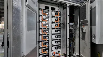 How many volts does solar photovoltaic power generation have?