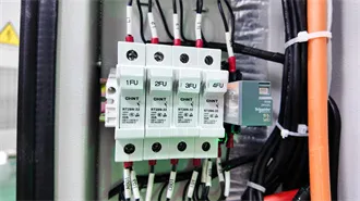 Solar Panel Size & Dimensions Guide 2025 | Complete Specs