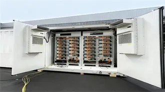 Brasilia Airport uses a 200kW photovoltaic energy storage container