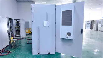 Wireless solar container communication station Energy