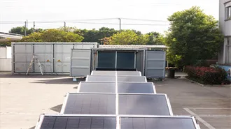 Photovoltaic roofs | Roofing applications | Elevate