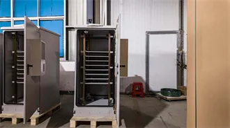 Hybrid Home: Solar+Wind Renewable Energy Systems