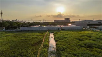 Installation diagram of photovoltaic panels in tile-roofed houses
